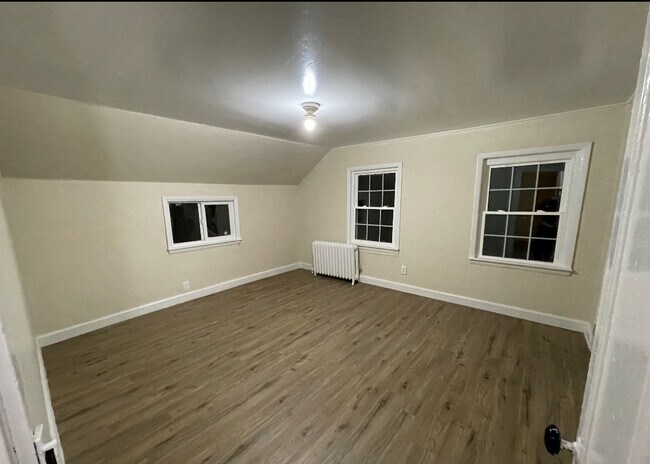 Building Photo - 2704 NY-199