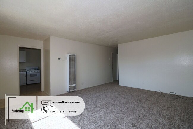Building Photo - 1378 Aspen Dr