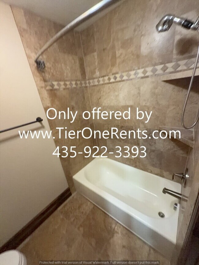 Building Photo - NO DEPOSIT option available for qualified renters!