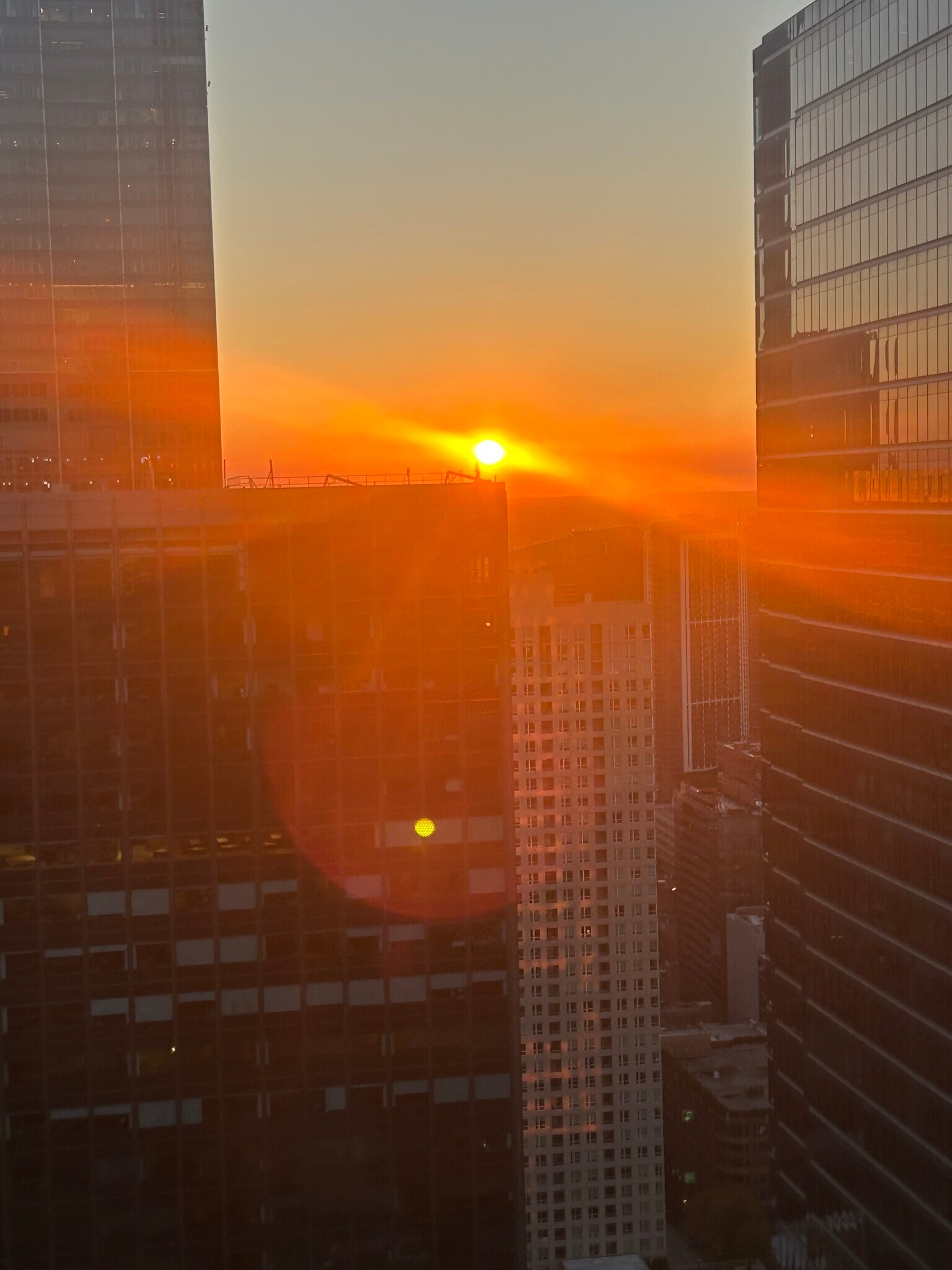 Building Photo - 300 N State St