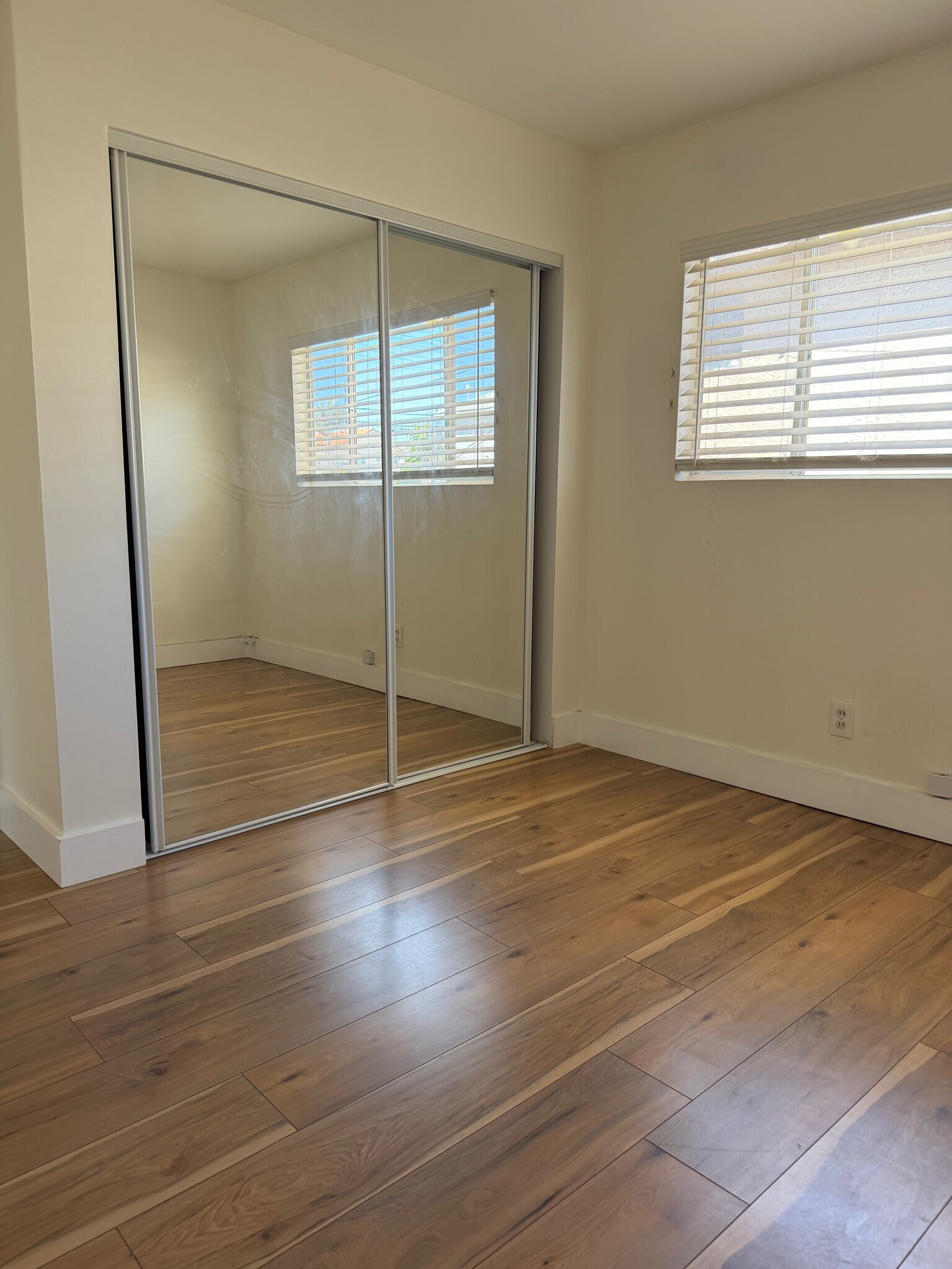 Building Photo - 2617 Rockefeller Ln