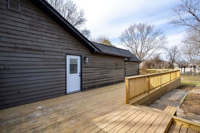 Building Photo - 8229 Patterson Rd