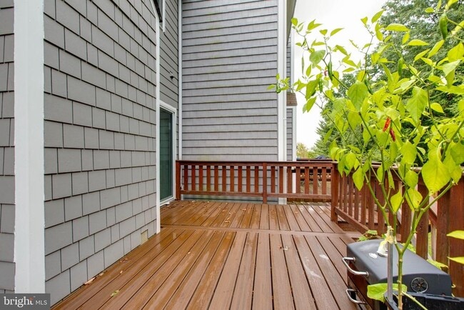 Building Photo - 7717 Heatherside Ln