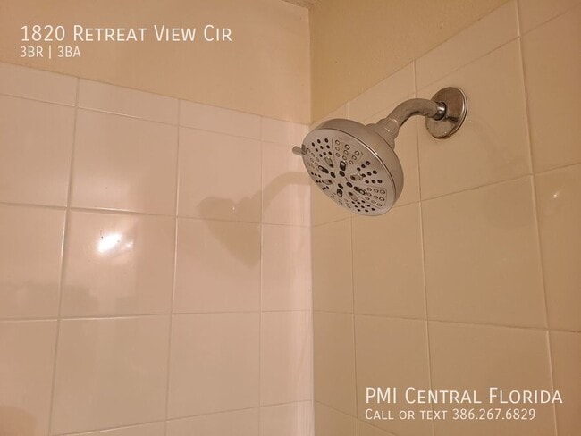 Building Photo - 1820 Retreat View Cir