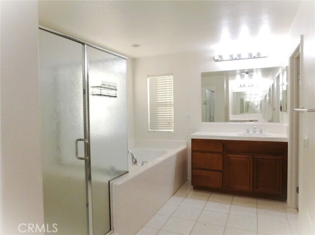 Building Photo - 27829 Lake Ridge Dr