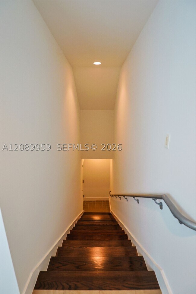 Building Photo - 7520 SW 59th St