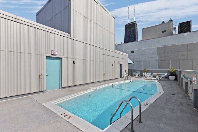 Building Photo - 1110 N Lake Shore Dr