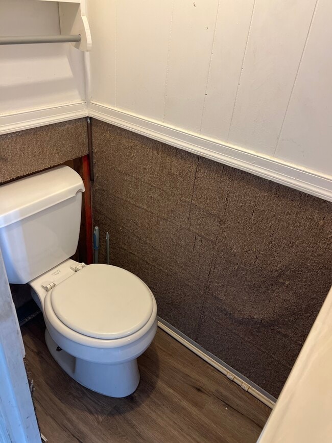 Building Photo - 1515 Benner St