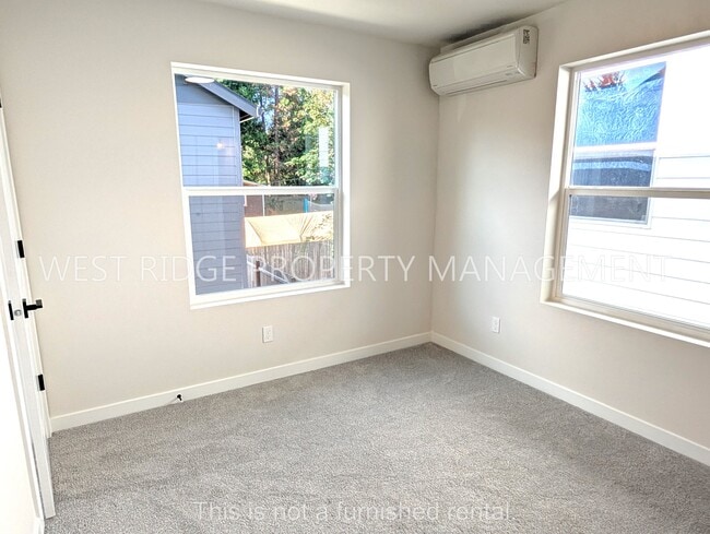 Building Photo - 6285 NE 19th Ave