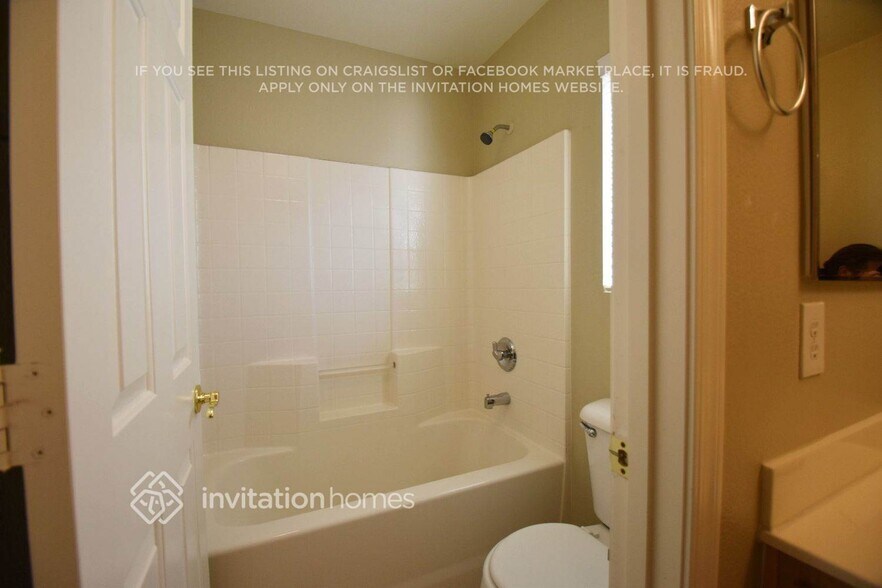 Building Photo - 6108 Golden Harmony St