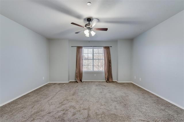Building Photo - 8612 Heather Ridge Dr