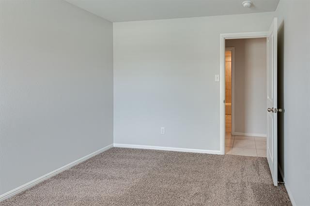 Building Photo - 16413 Milwaukee St