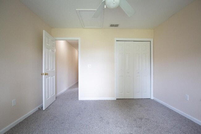 Building Photo - 4434 Gearhart Rd