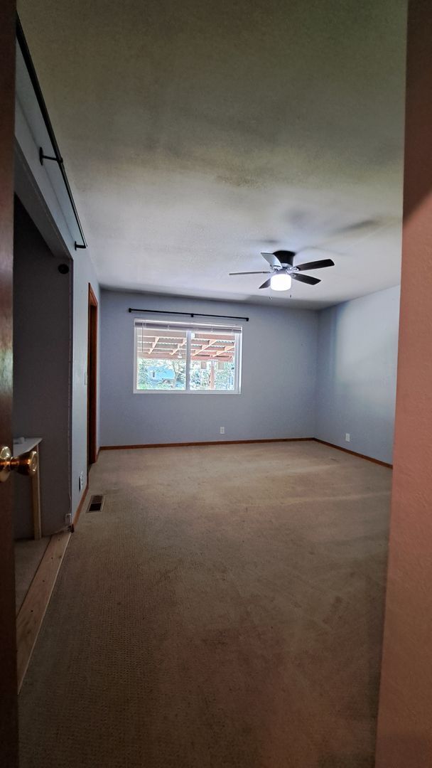 Building Photo - 3 Bedroom 2 Bath Home in Seabeck