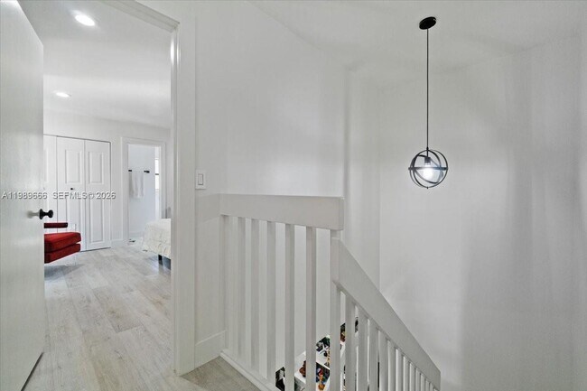 Building Photo - 3627 Cocoplum Cir