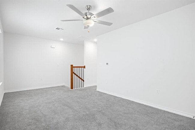 Building Photo - 15604 Ellinger Dr