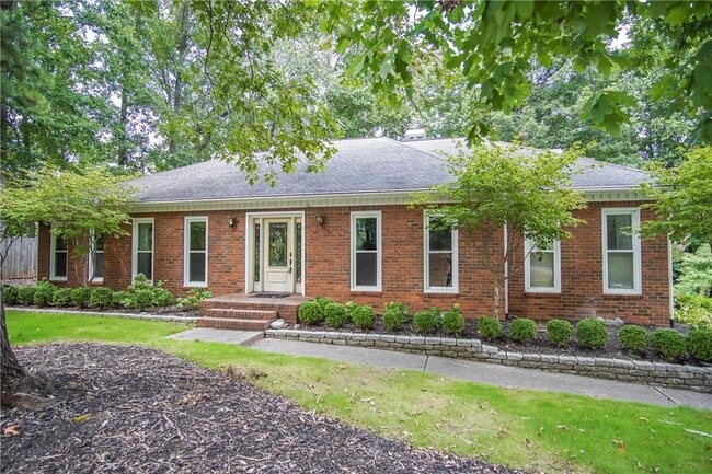 Building Photo - 2344 Milstead Cir NE