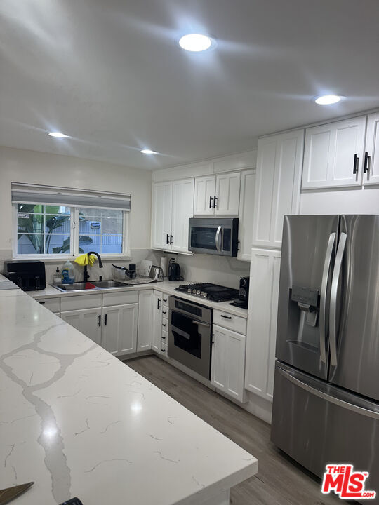 Building Photo - 19700 Blythe St