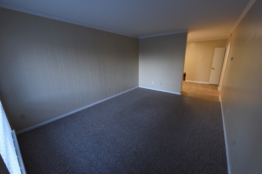 Building Photo - 57 Hanover Cir