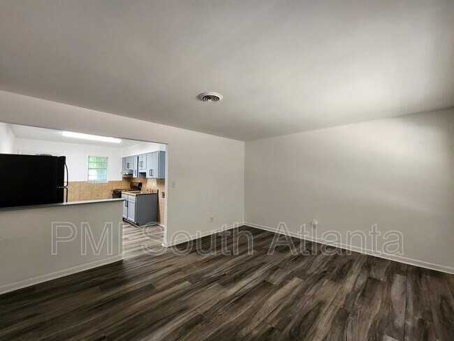 Building Photo - 6410 Raymond Terrace