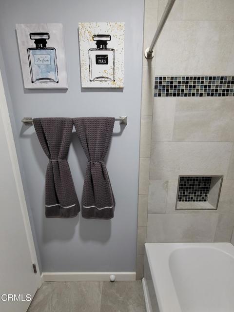 Building Photo - 4228 W 132nd St