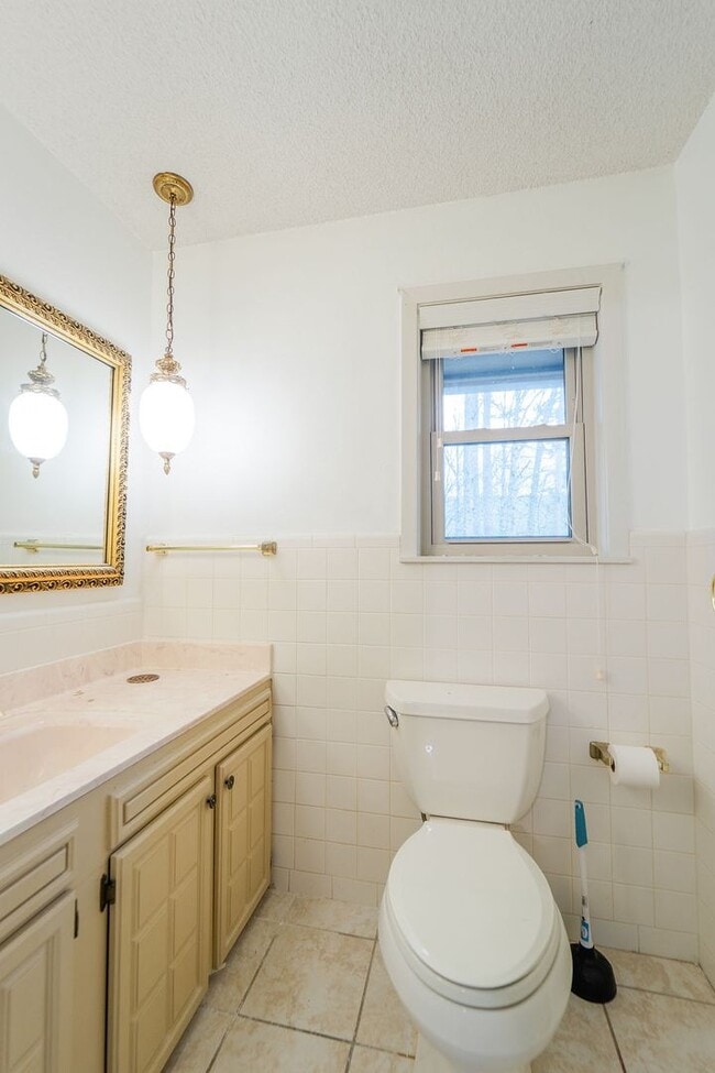 Building Photo - 6 Sonora Way