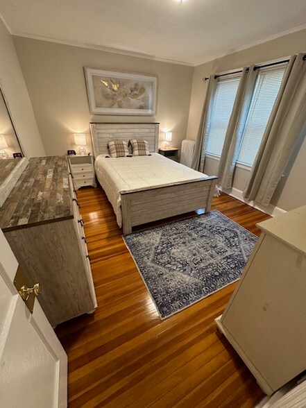 Building Photo - 184 S Highland St