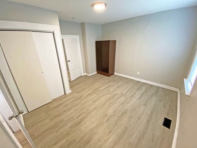 Building Photo - Home on Market