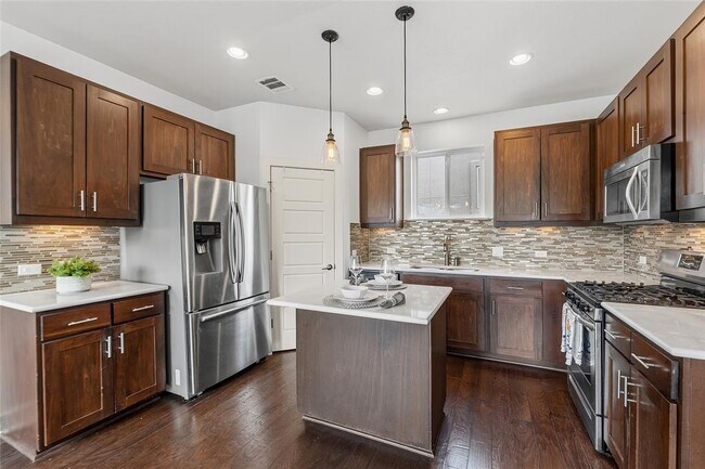 Building Photo - 2605 Witsome Loop
