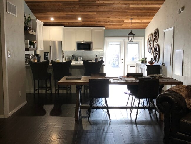 Kitchen Example - 5616 Painter St