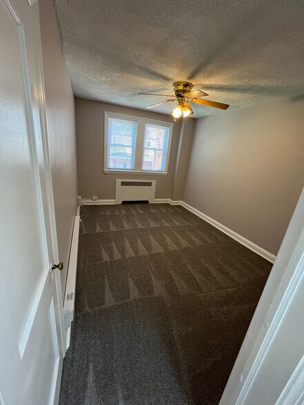 Building Photo - 116 Cherrydell Rd