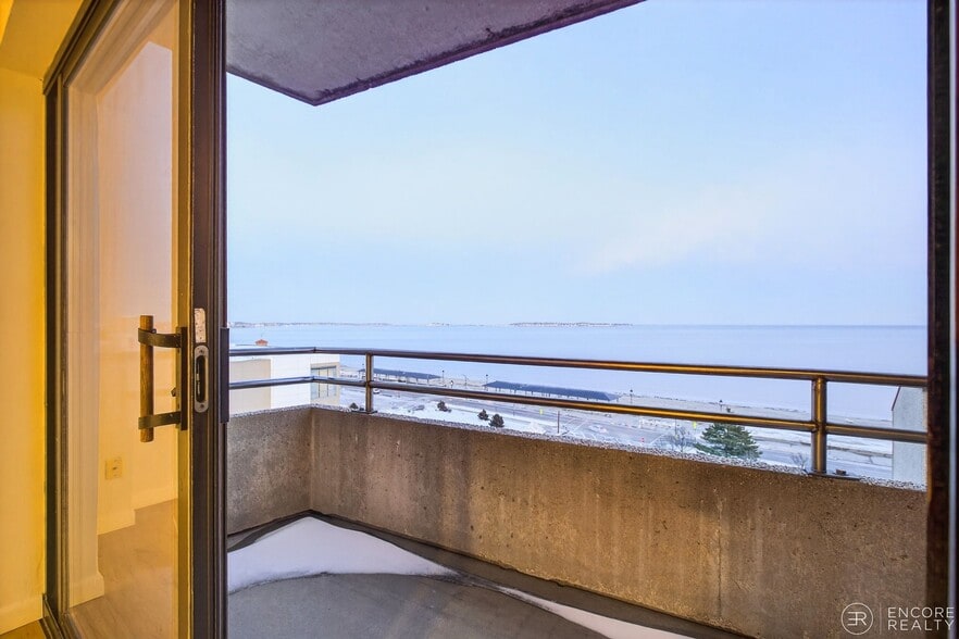 Building Photo - 394 Ocean Ave