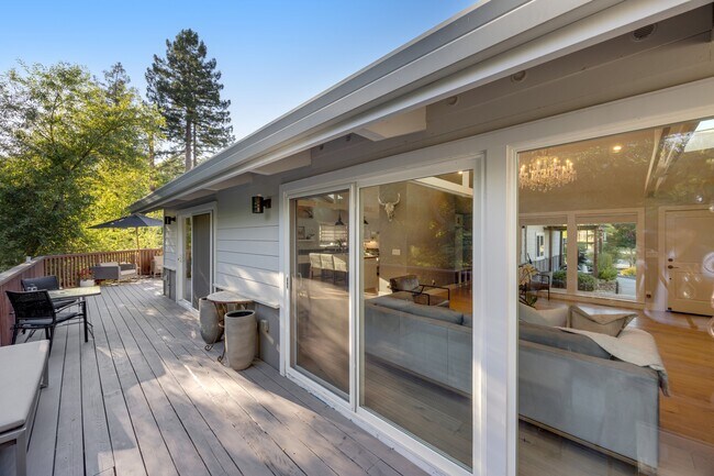 Building Photo - 88 Calistoga Rd