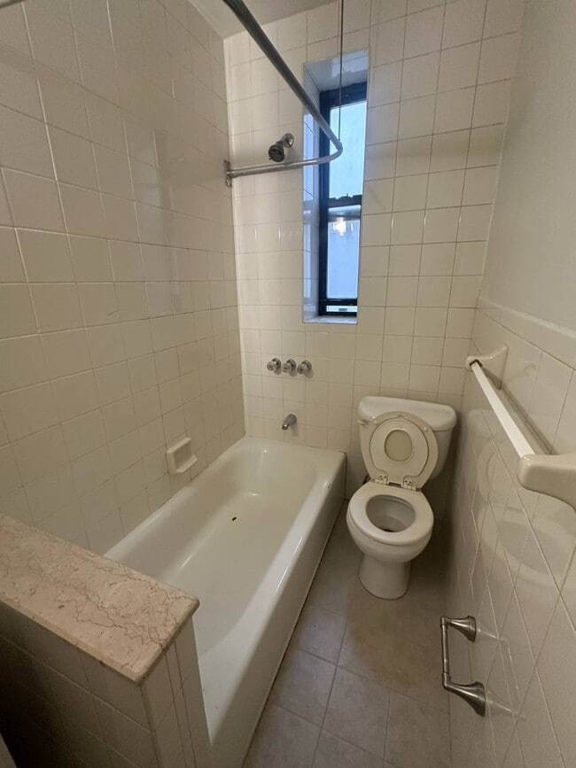 Building Photo - 31-46-46 35th St