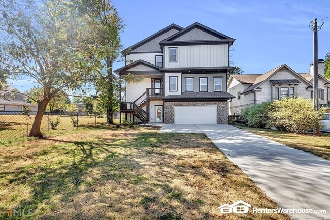 Building Photo - 3196 Mae Ave NE