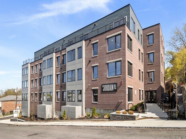 Building Photo - 249 Corey Rd