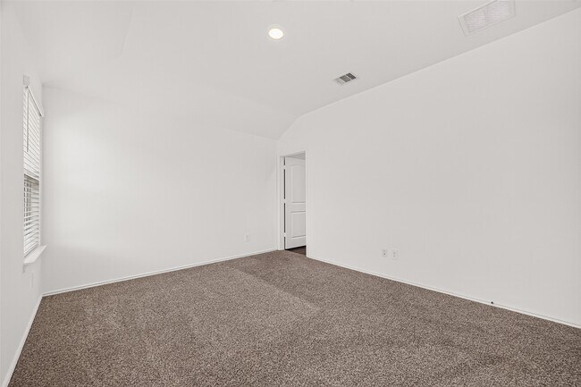 Building Photo - 24410 Oriole Summit Dr