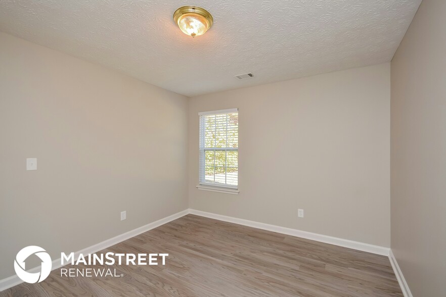 Building Photo - 25 Hunters Ridge Ct