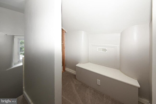 Building Photo - 966 Paige Ct