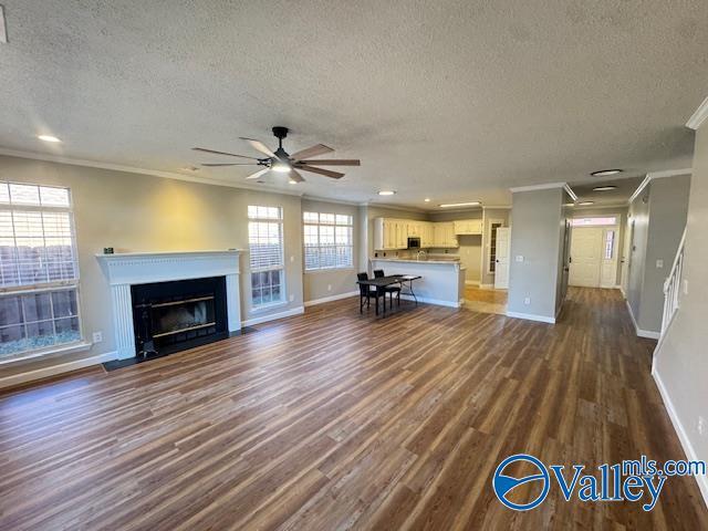 Building Photo - 492 SW Sussex Dr