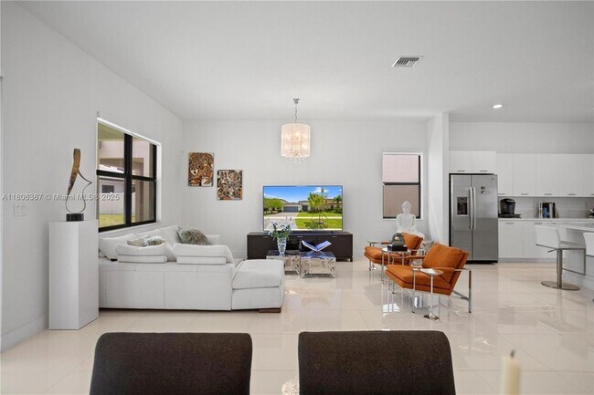 Building Photo - 4407 SW 175th Ave
