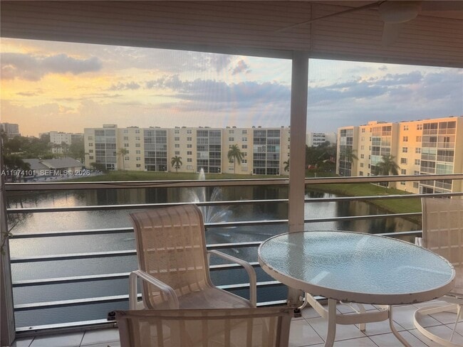 Building Photo - 441 SE 3rd St