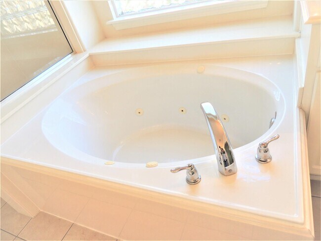 Building Photo - 21722 Mileham Ln