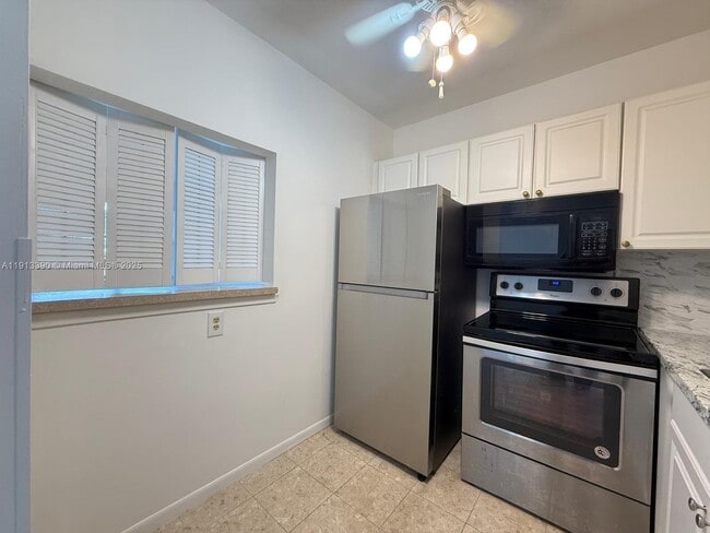 Building Photo - 79 Easthampton D