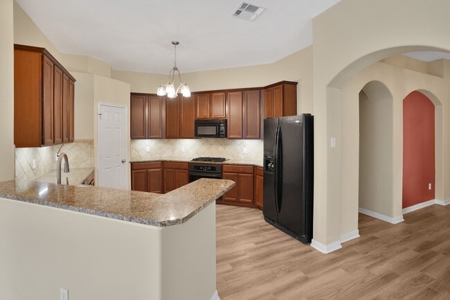 Building Photo - 21558 Duke Alexander Dr