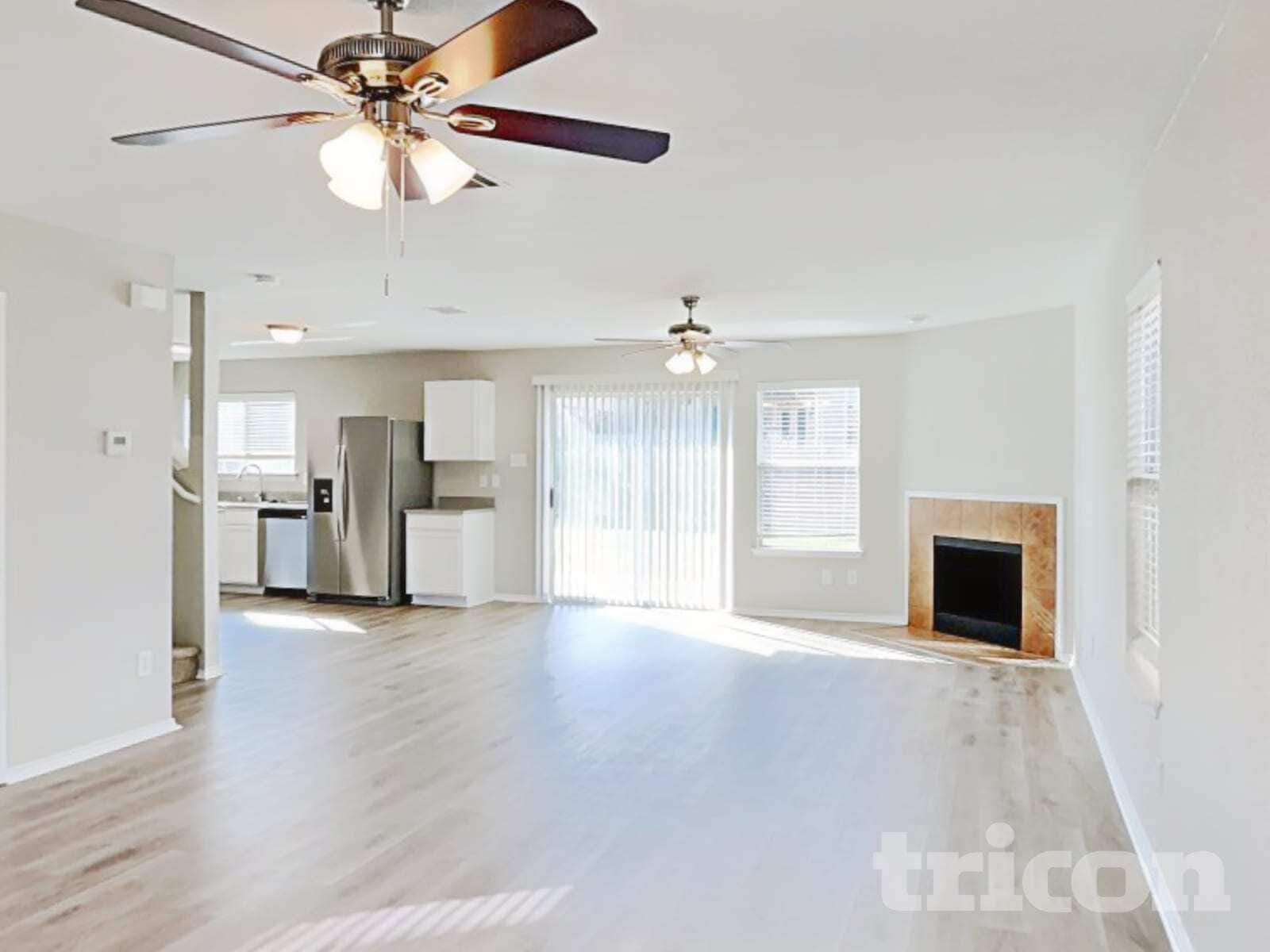 Building Photo - 156 Jefferson Dr