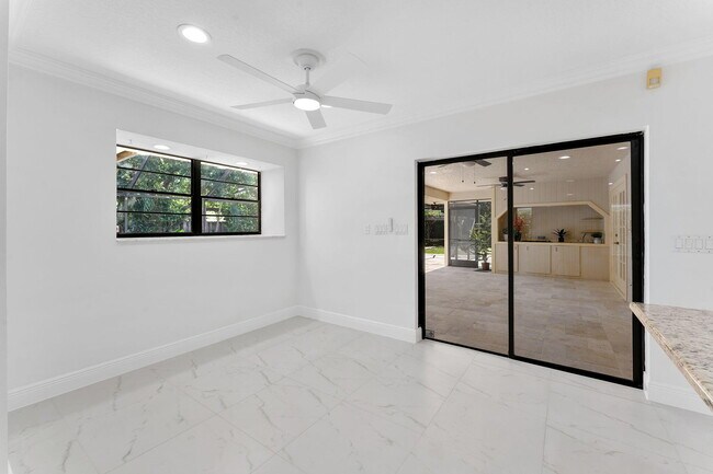 Building Photo - 2244 Quail S Rdg