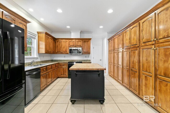 Building Photo - 201 Potters Mills Rd