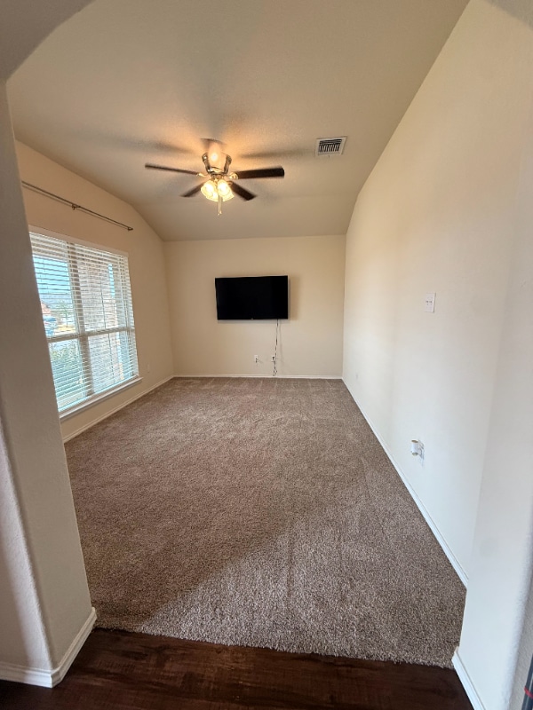 Building Photo - 3217 Beutel Rd