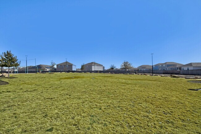 Building Photo - Spacious 4-Bedroom Rental in Trails at Culebra with Community Amenities